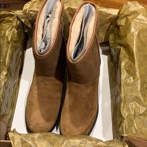 BRAND NEW UGG MICHAELA BOOTS